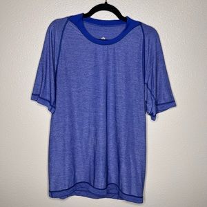 Lululemon short sleeve shirt